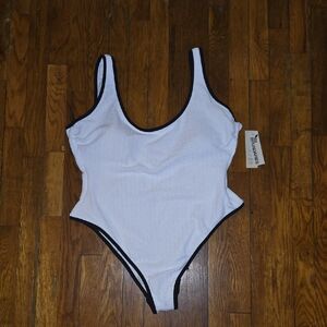 No Boundaries Swimsuit In Size XXL